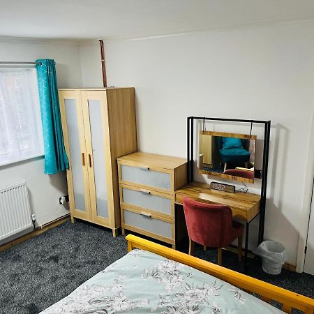 Cozycomfy Apartment Лестер Екстер'єр фото